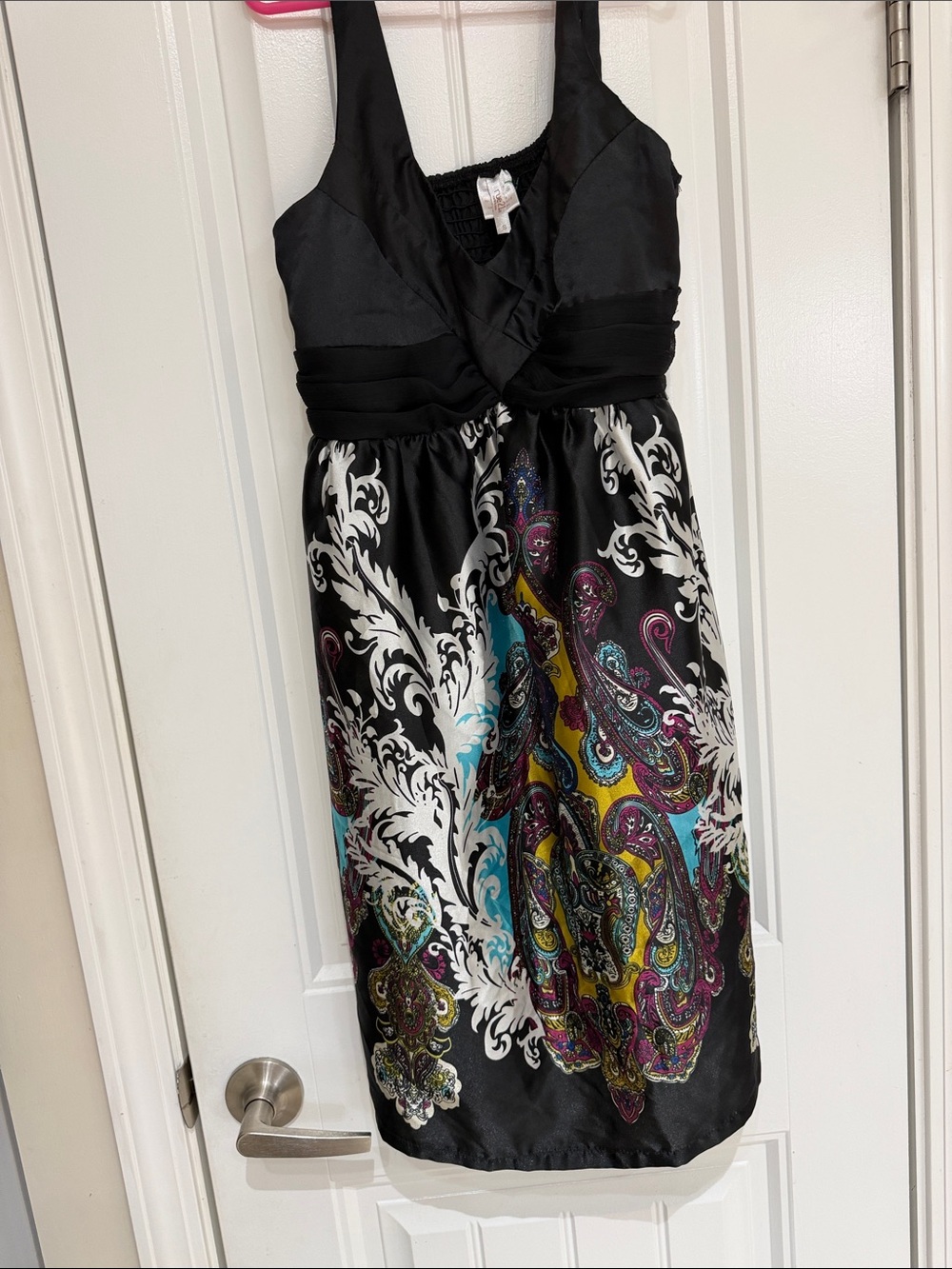 Rue21 Black Paisley-Print Sleeveless Formal Dress.      5304